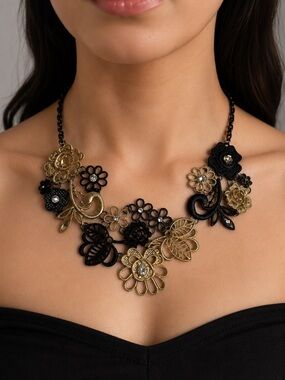 Vintage Black Gold Floral y2K Statement Fashion Necklace Rhinestone Bib Necklace